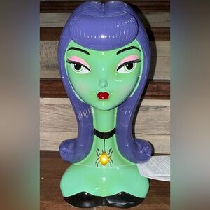 Super Cute 🥰 Bride 👰‍♀️ of Frankenstein Bust LED Necklace Purple Hair Makeup NEW